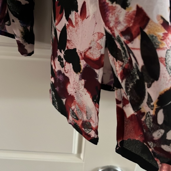 Chaus Tunic - Picture 4 of 8